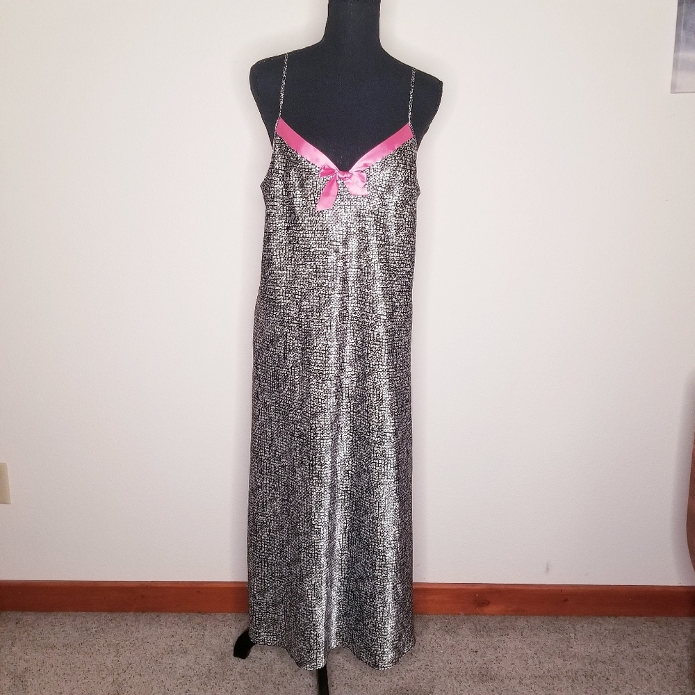 Morgan Taylor Long Nightgown Satin Polyester Black White Pink Trim L